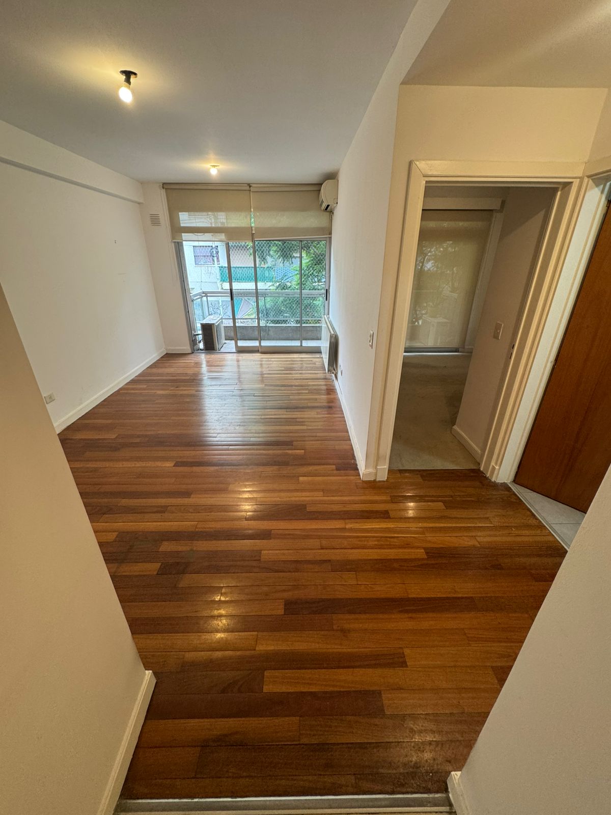 W. Villafañe al 1400