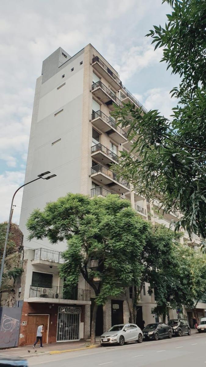 Av. Juan de Garay al 600