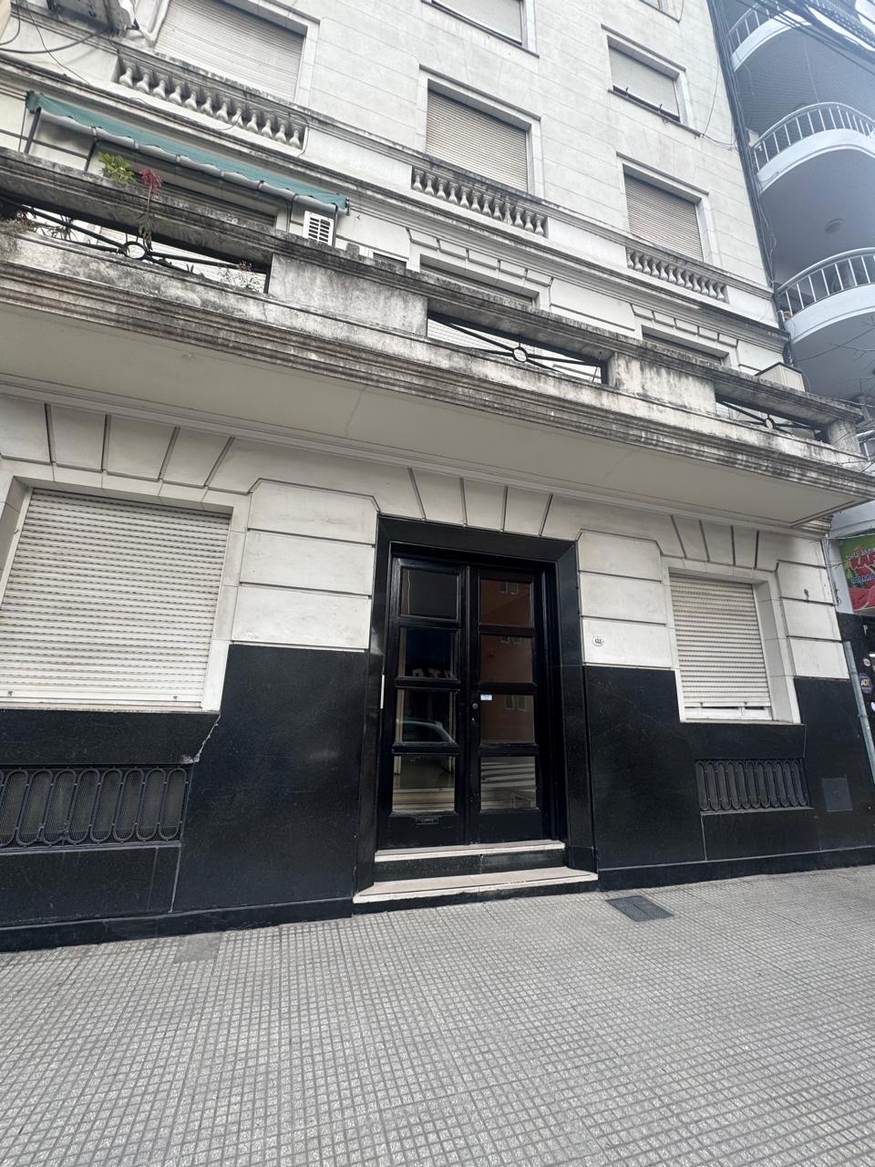 Av. Martín García al 600