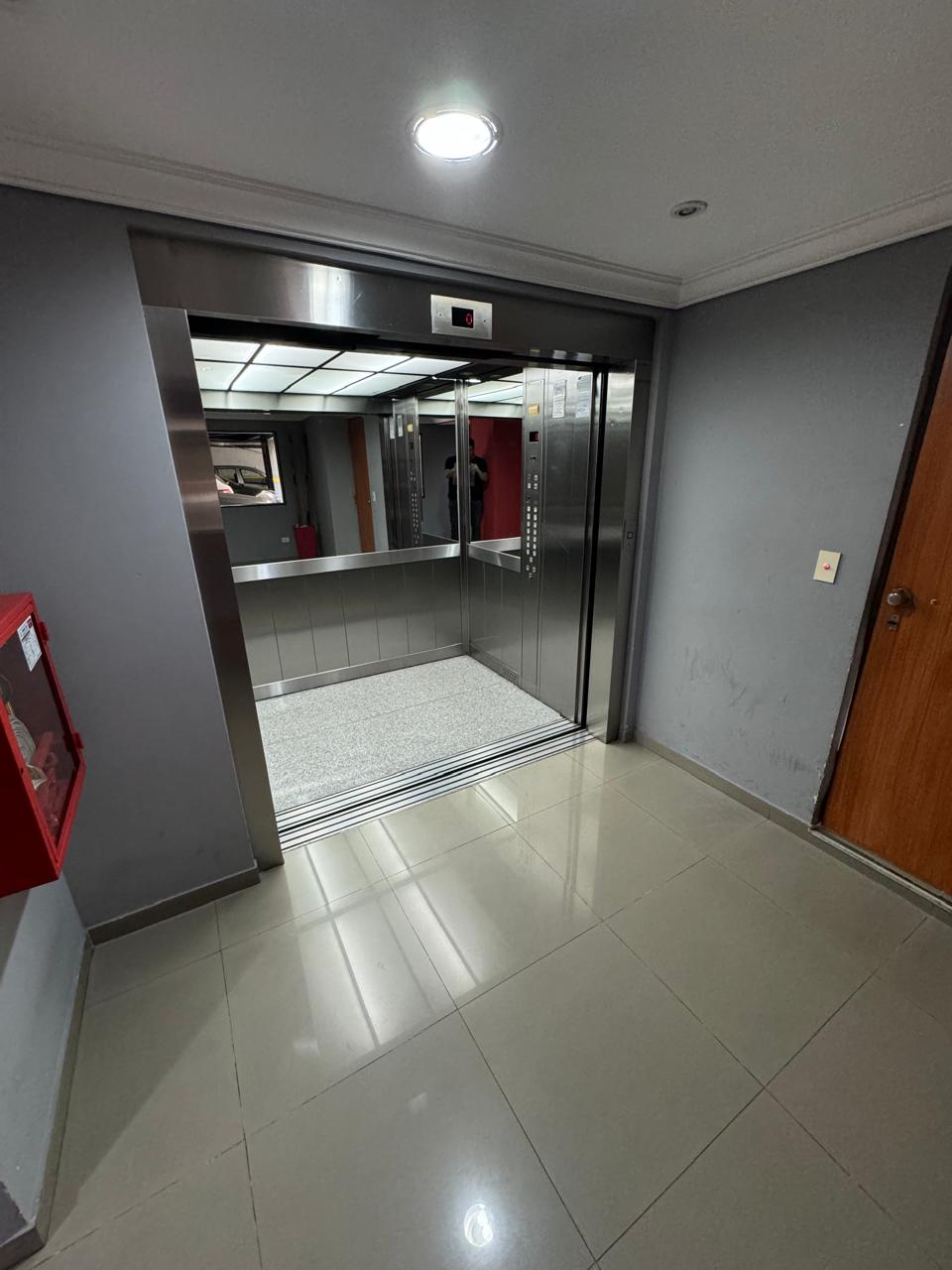 Av. Montes de Oca al 1500