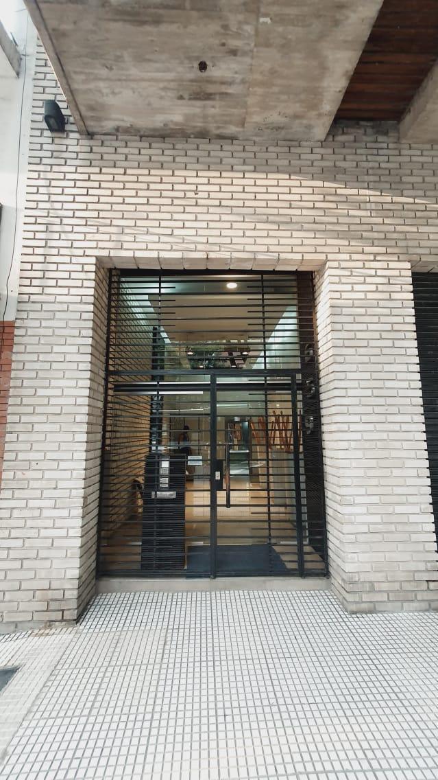 Av. Juan de Garay al 600