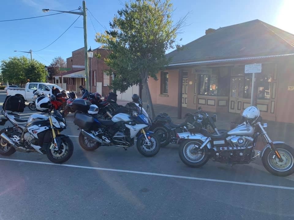 10 Day Budget friendly Sydney  opera house to Byron bay.  01/10/2026 to 11/10/2026  with or without bike included