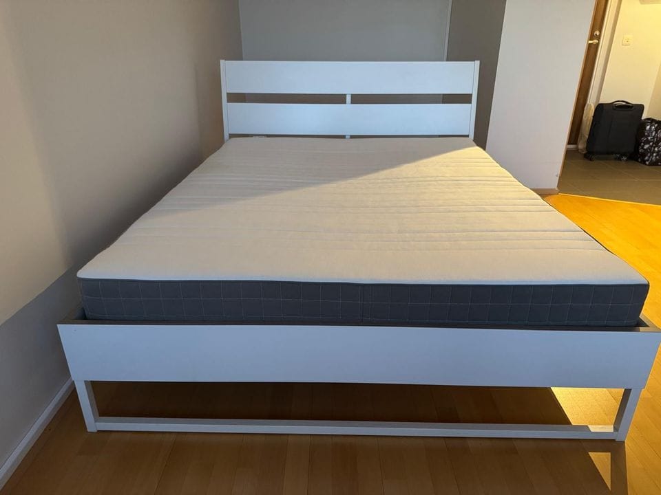 Modern White Bed Frame with Mattress 160x200