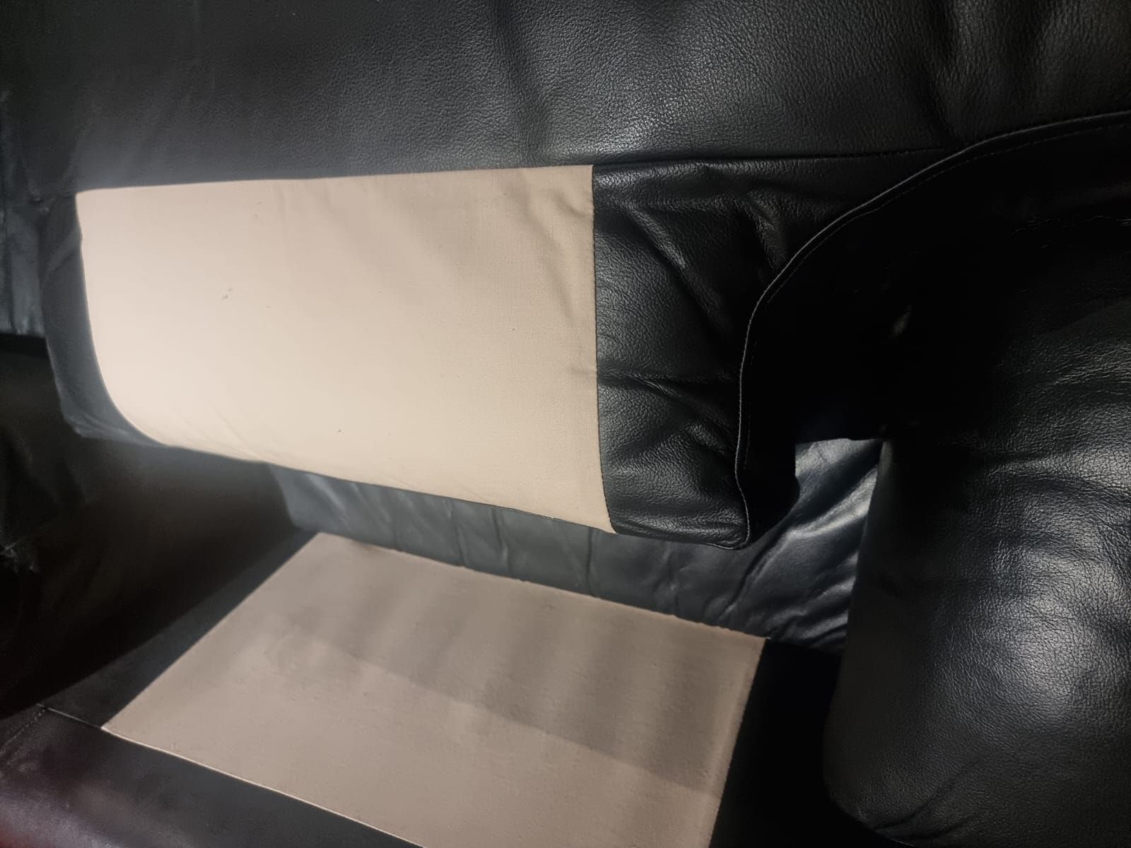 Black Leather Sofa ASKO