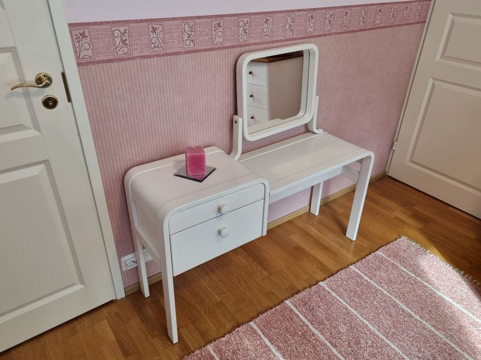 White Vanity Table with Mirror