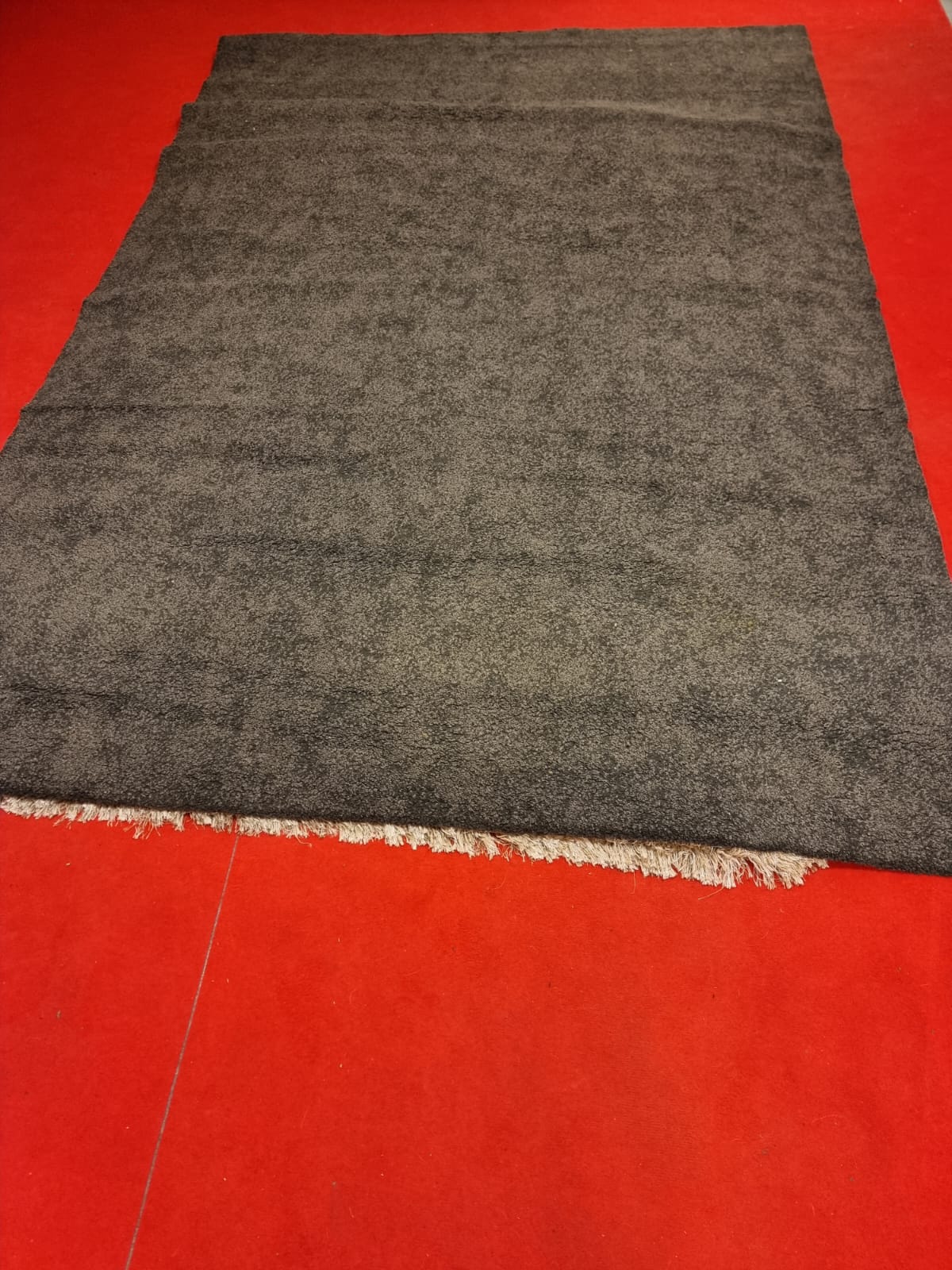 Textured Rug 160x180