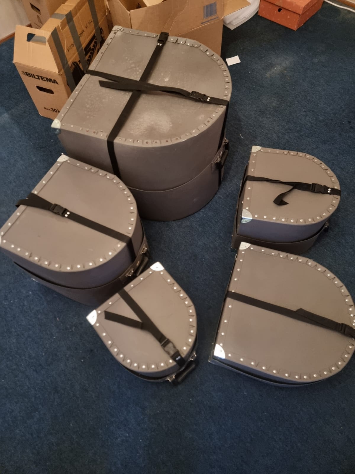 Millenium Acoustic Drum Kit