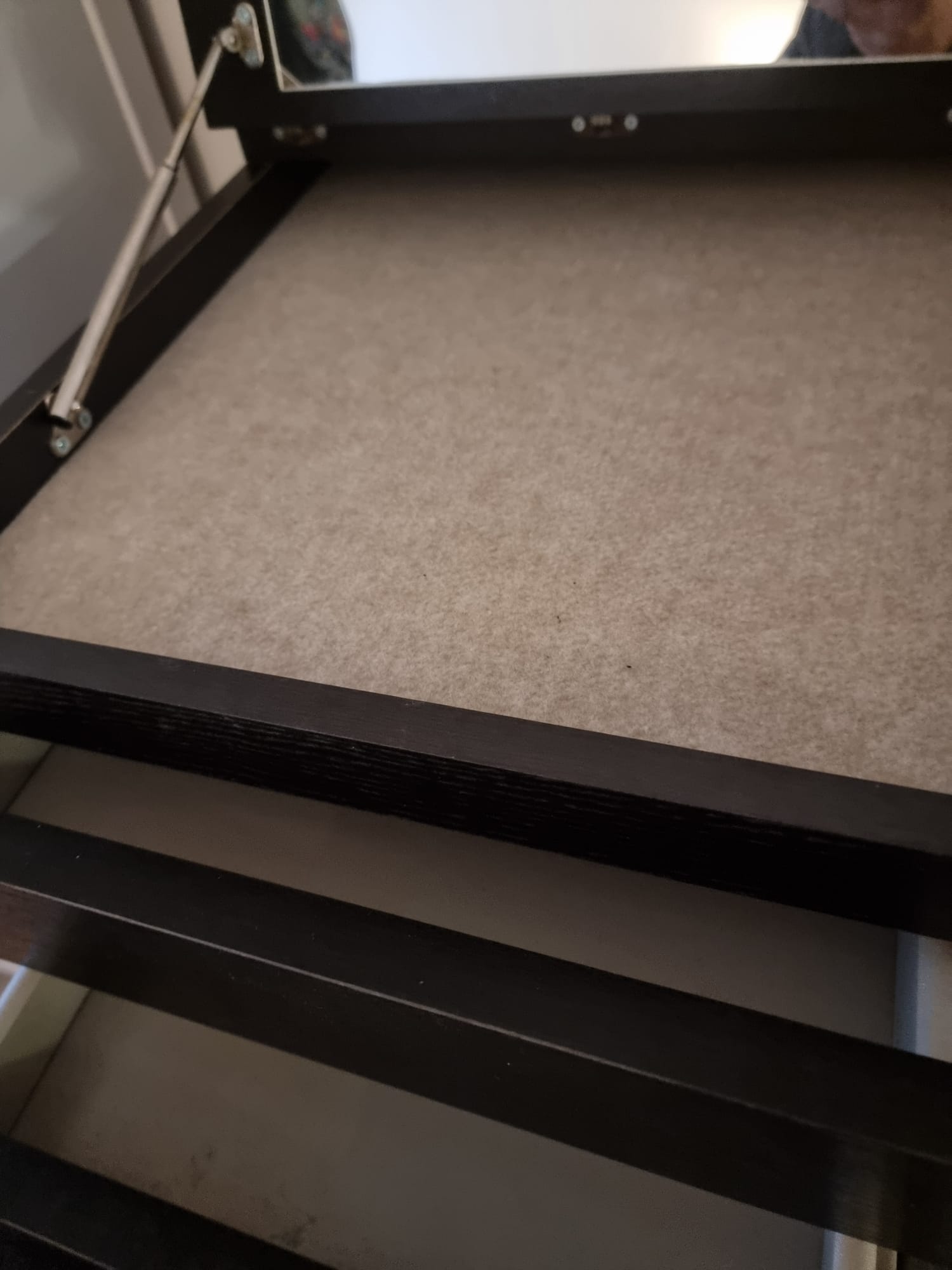 Tall Storage Drawer Unit with mirror on top