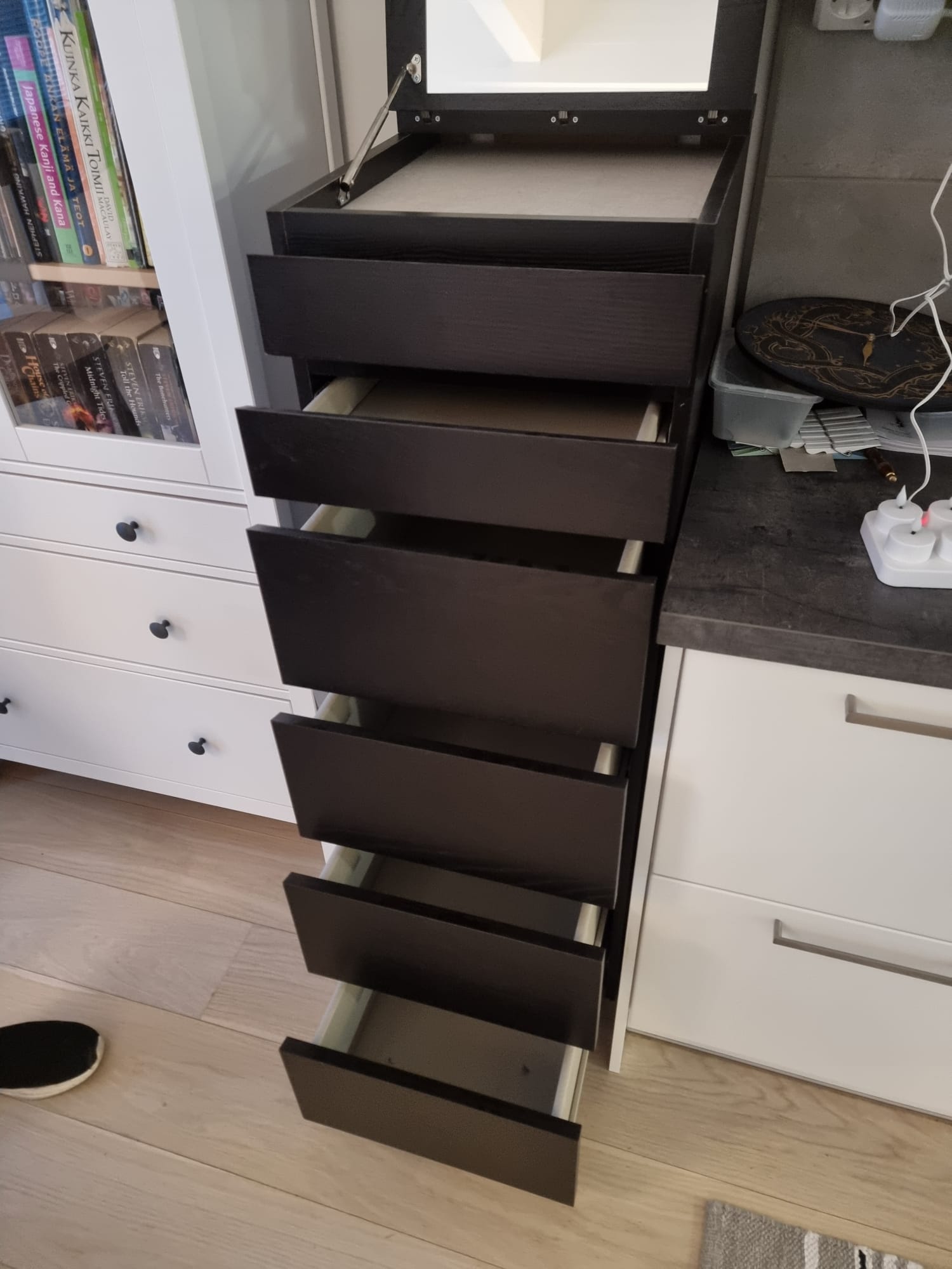 Tall Storage Drawer Unit with mirror on top