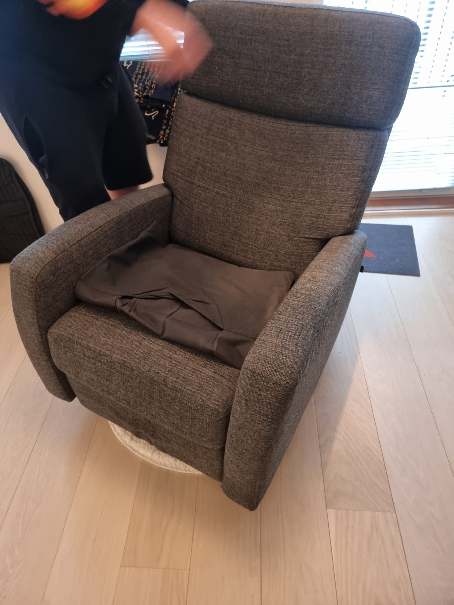 Comfortable Swivel Recliner Chair