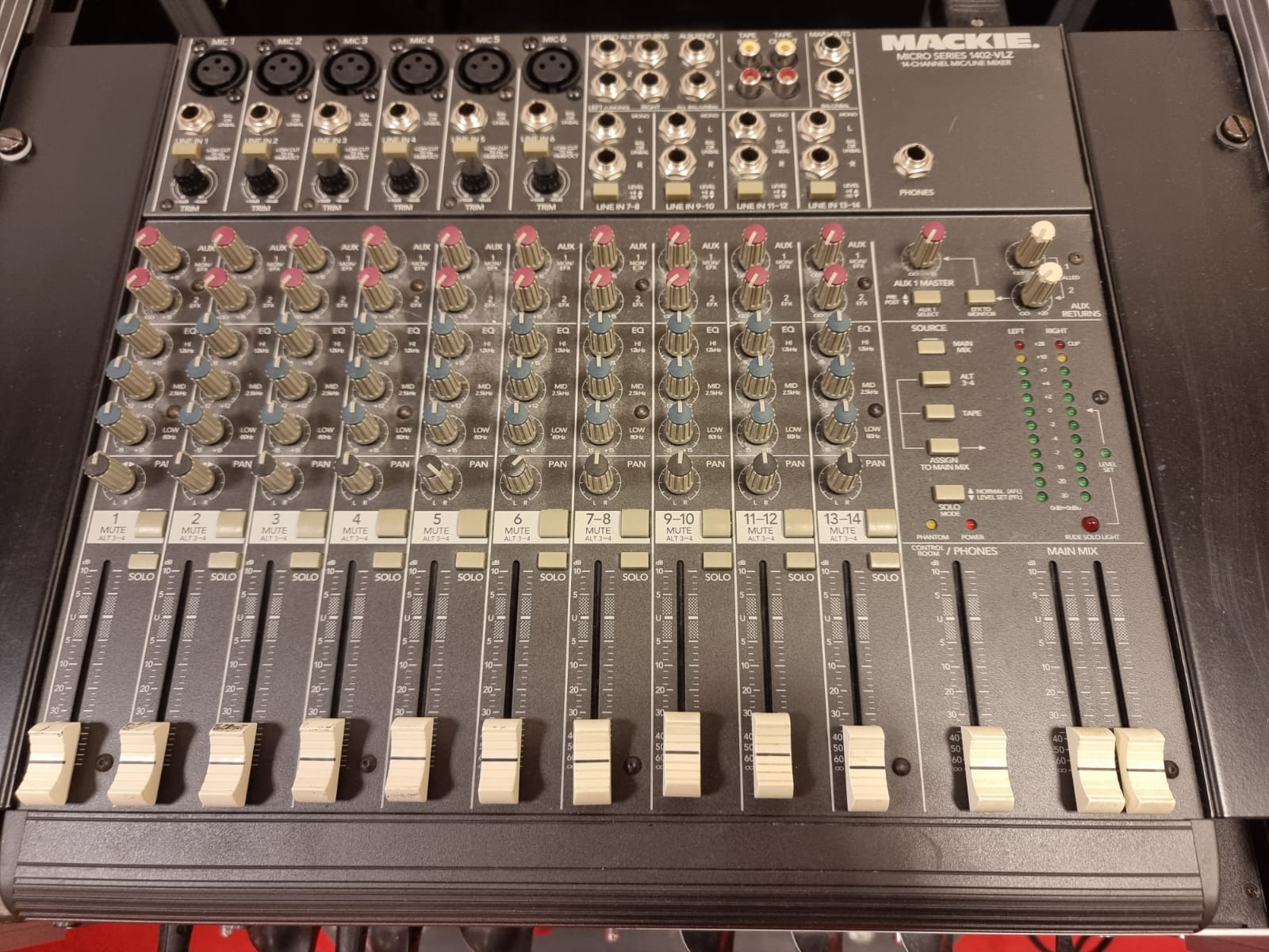 Mackie MicroSeries 1402-VLZ