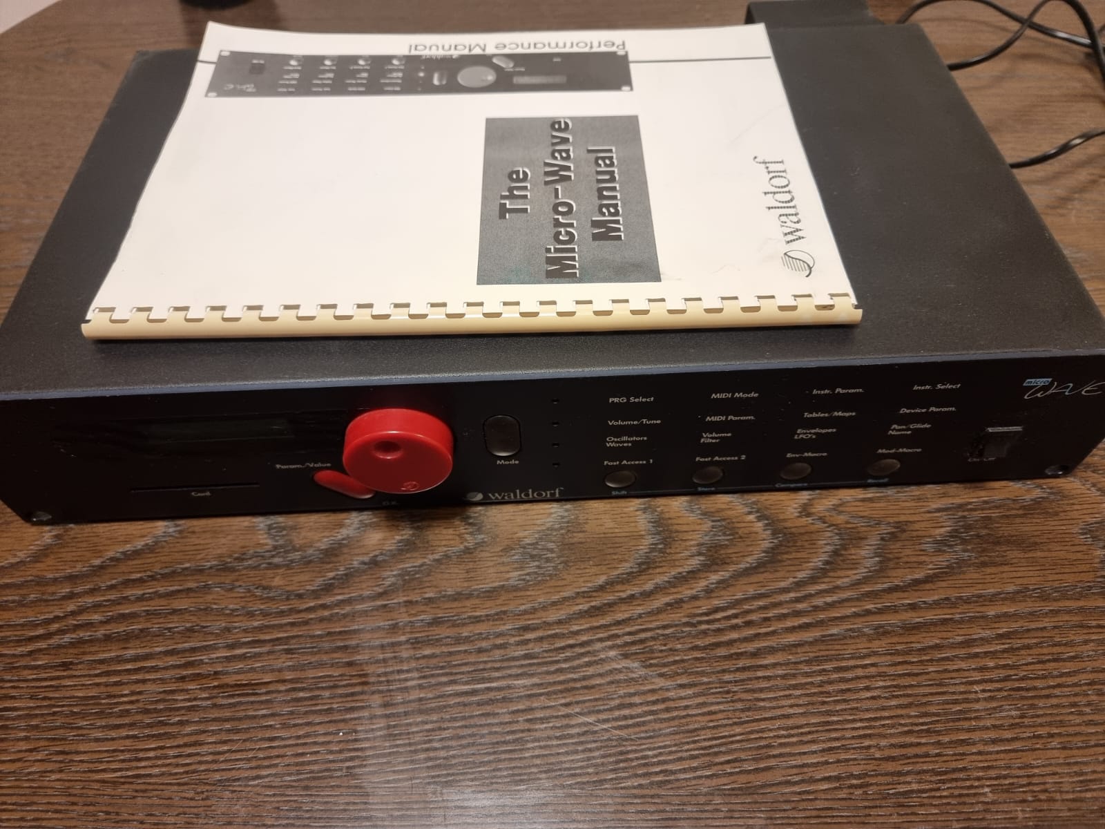 Waldorf MicroWave Synthesizer