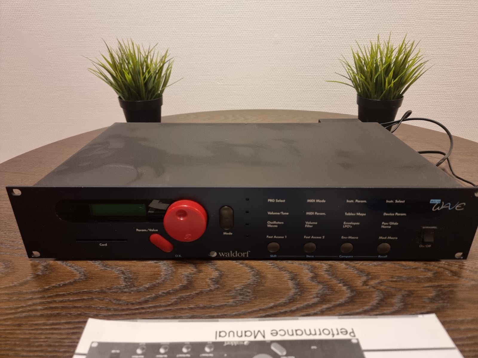 Waldorf MicroWave Synthesizer