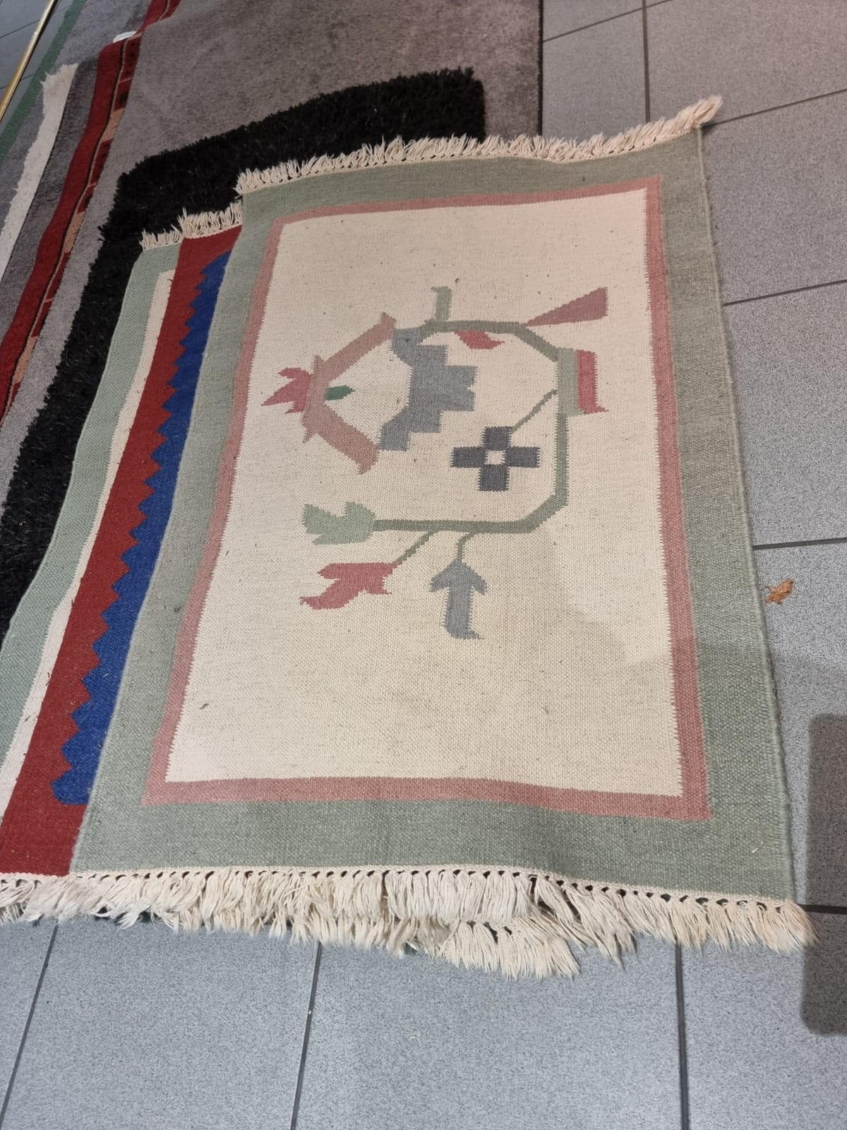 Decorative Handmade Rug 135x80