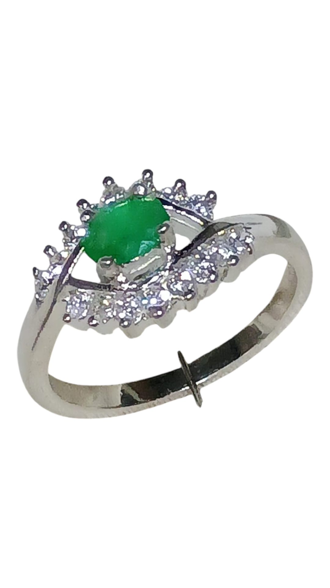 Anillo de Plata Ley 925 con Esmeralda Natural y Zirconias