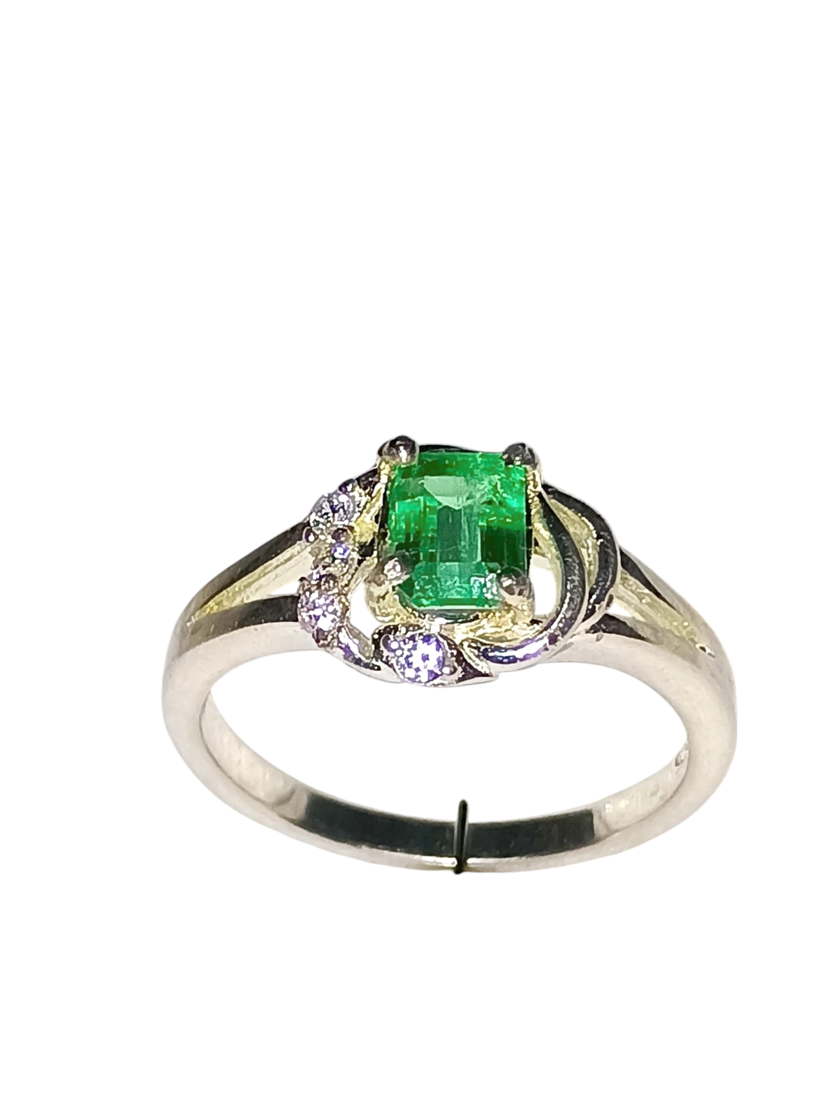 Anillo de Plata Ley 925 con Esmeralda Natural y Zirconias 