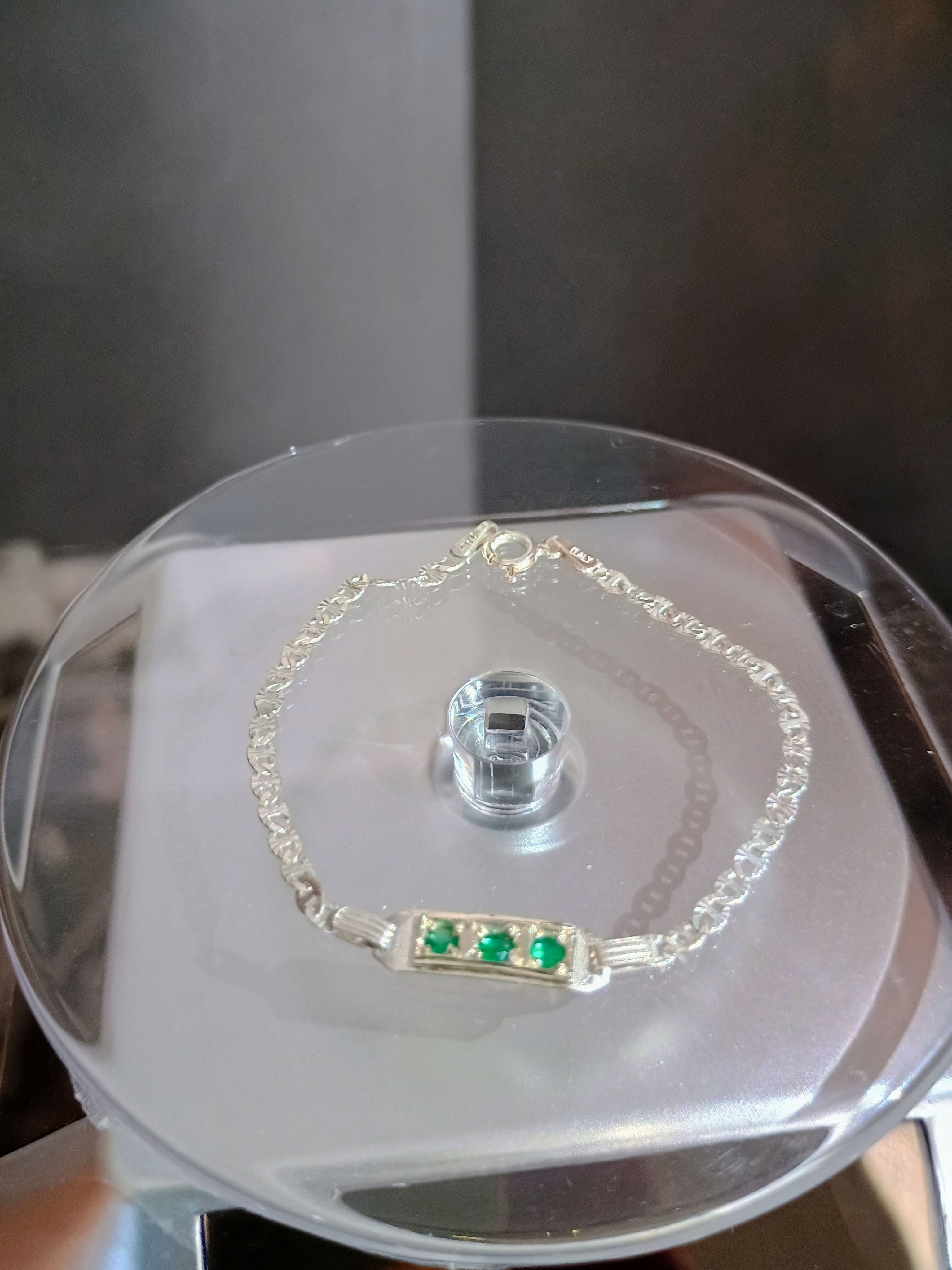 Brazalete de plata ley 925 con Esmeraldas Naturales y zirconias para niño/a