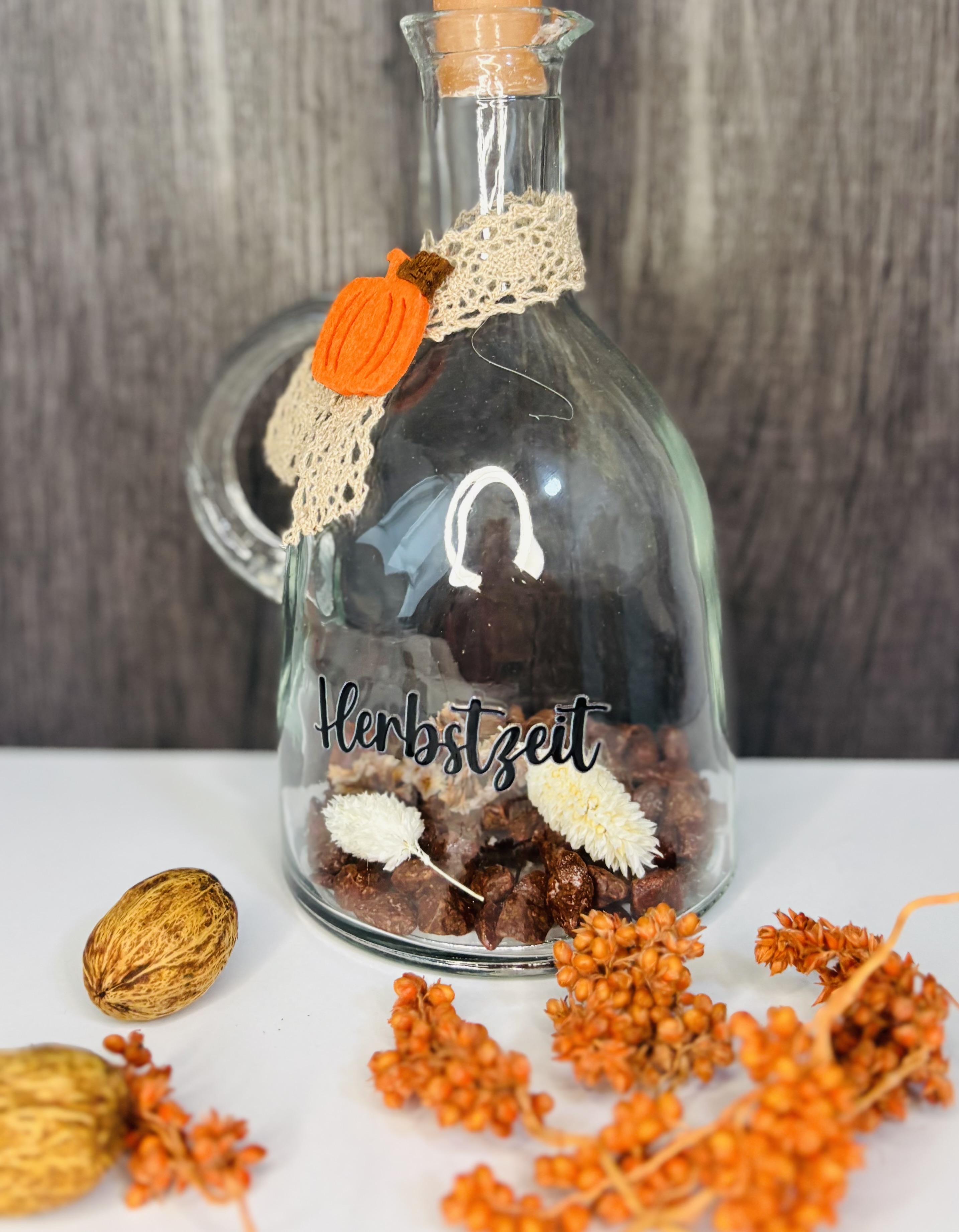 Dekoflasche mit Kerze