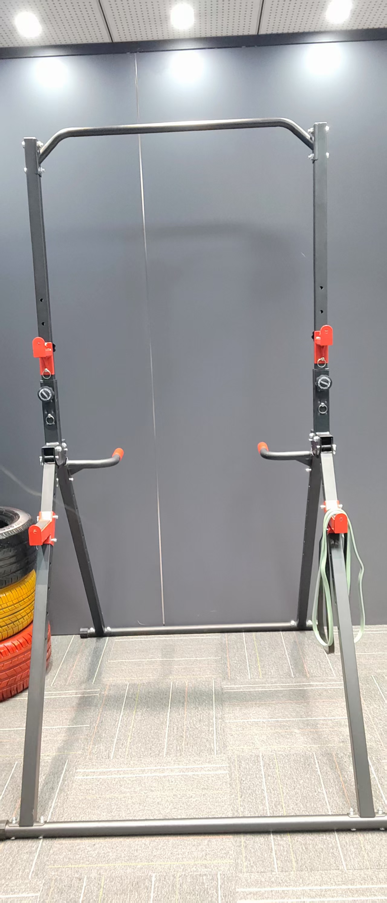 FOLDABLE MUTLI-FUNCTION PULL UP BAR