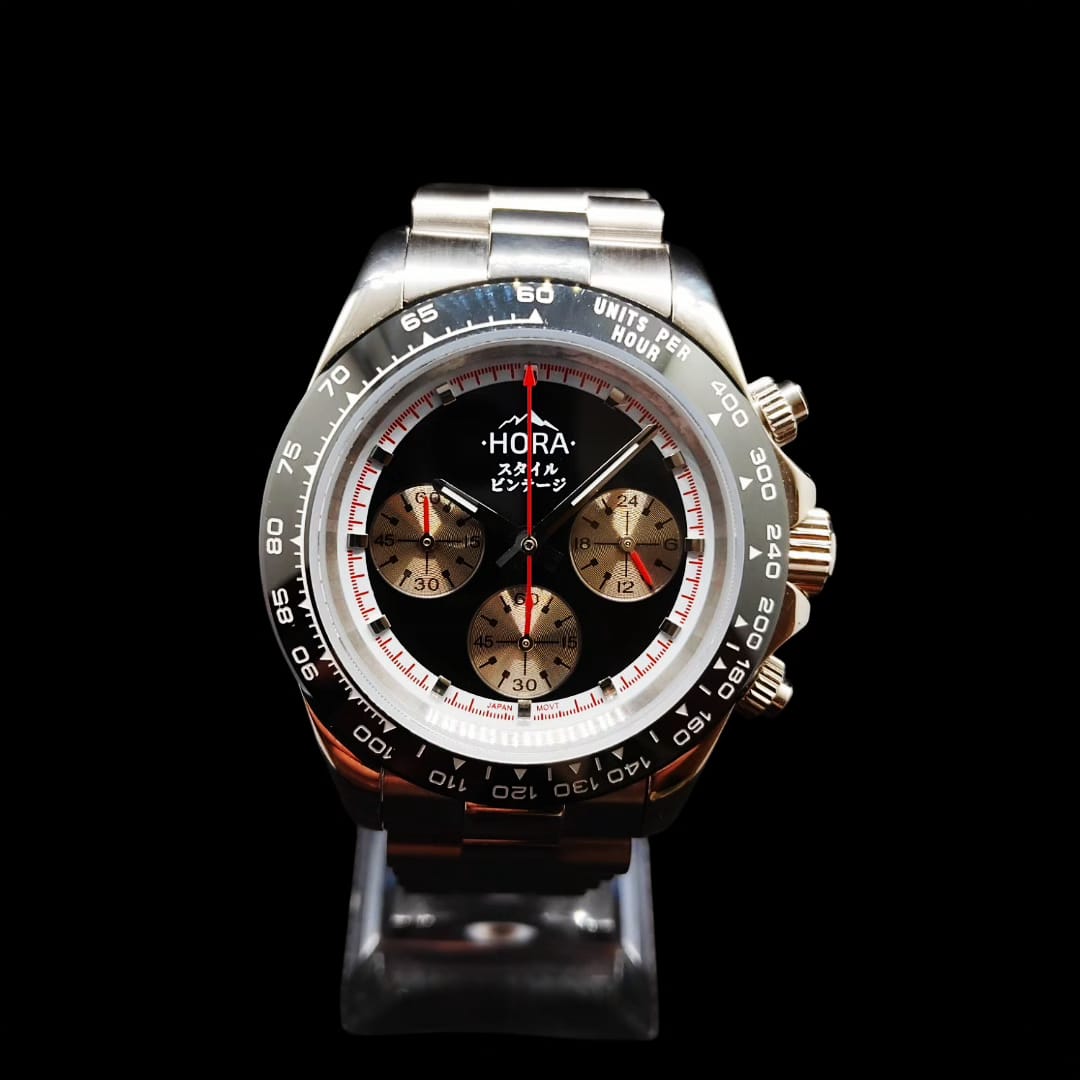 THE CHRONOGRAPH "NOVUS" VINTAGE