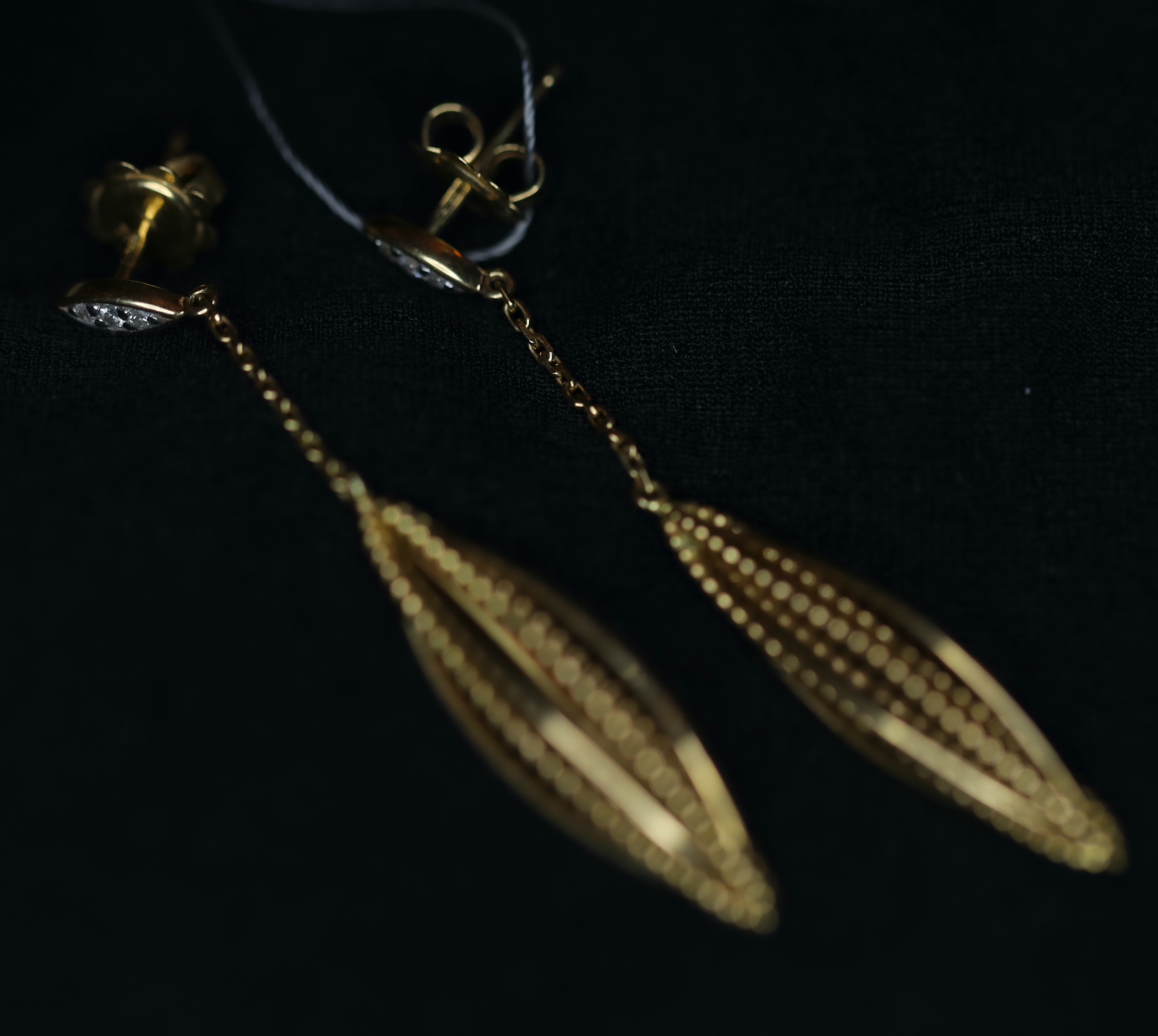 Art Deco geltono aukso auskarai su deimantais