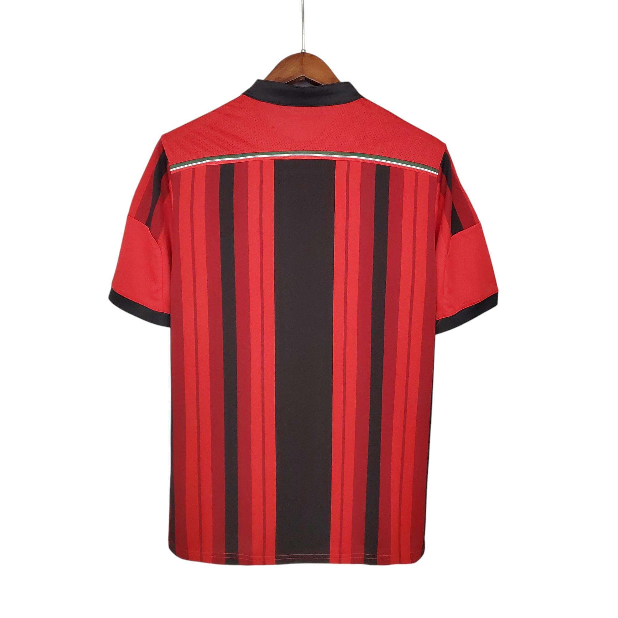Milan AC Football Club Home 2014-15 Retro Classic Vintage Soccer Calcio Fútbol Fußball Shirt Jersey Camiseta Malliot Maglia Trikot BNWT