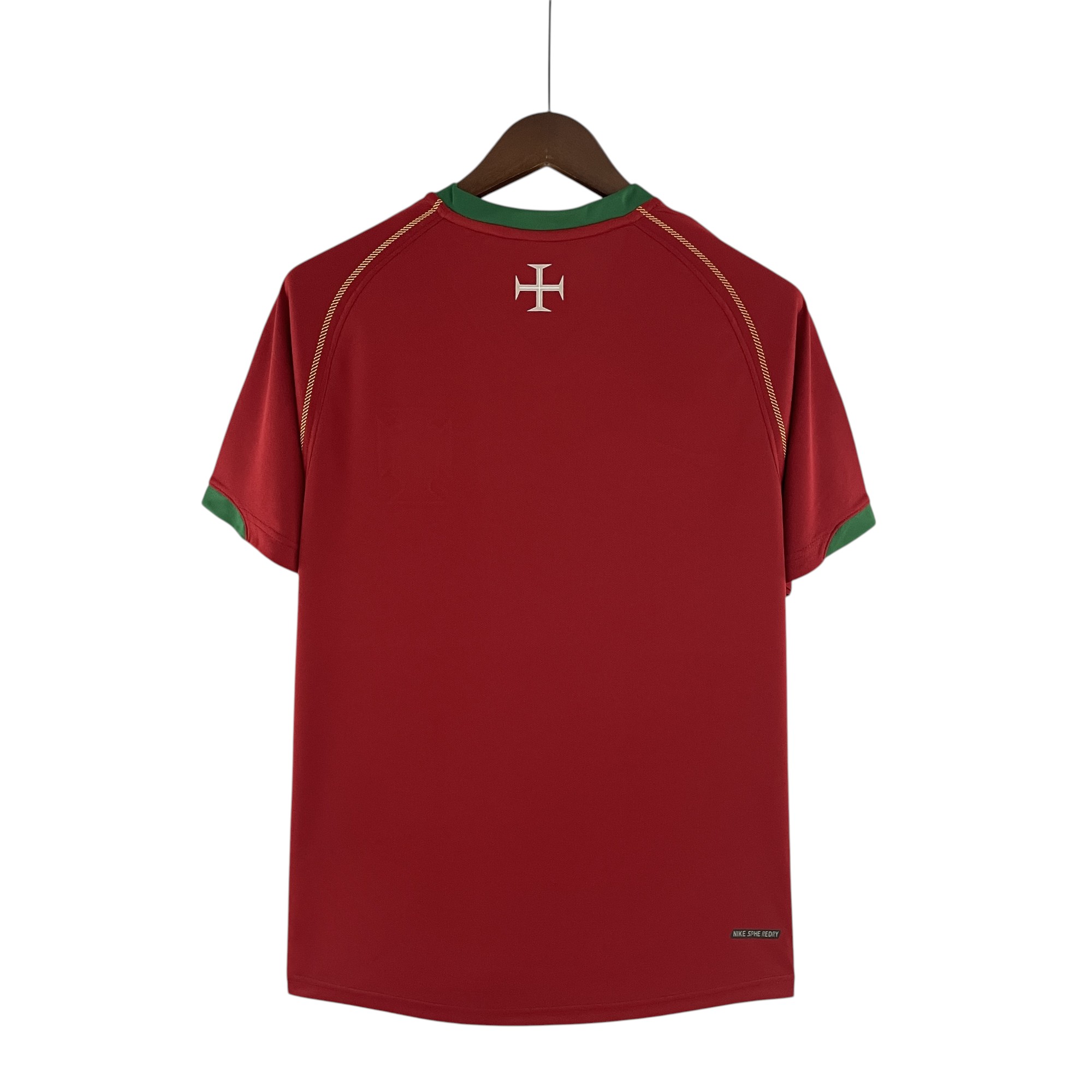 Portugal national football team Home 2006 Retro Classic Vintage Soccer Calcio Fútbol Fußball Shirt Jersey Camiseta Malliot Maglia Trikot BNWT