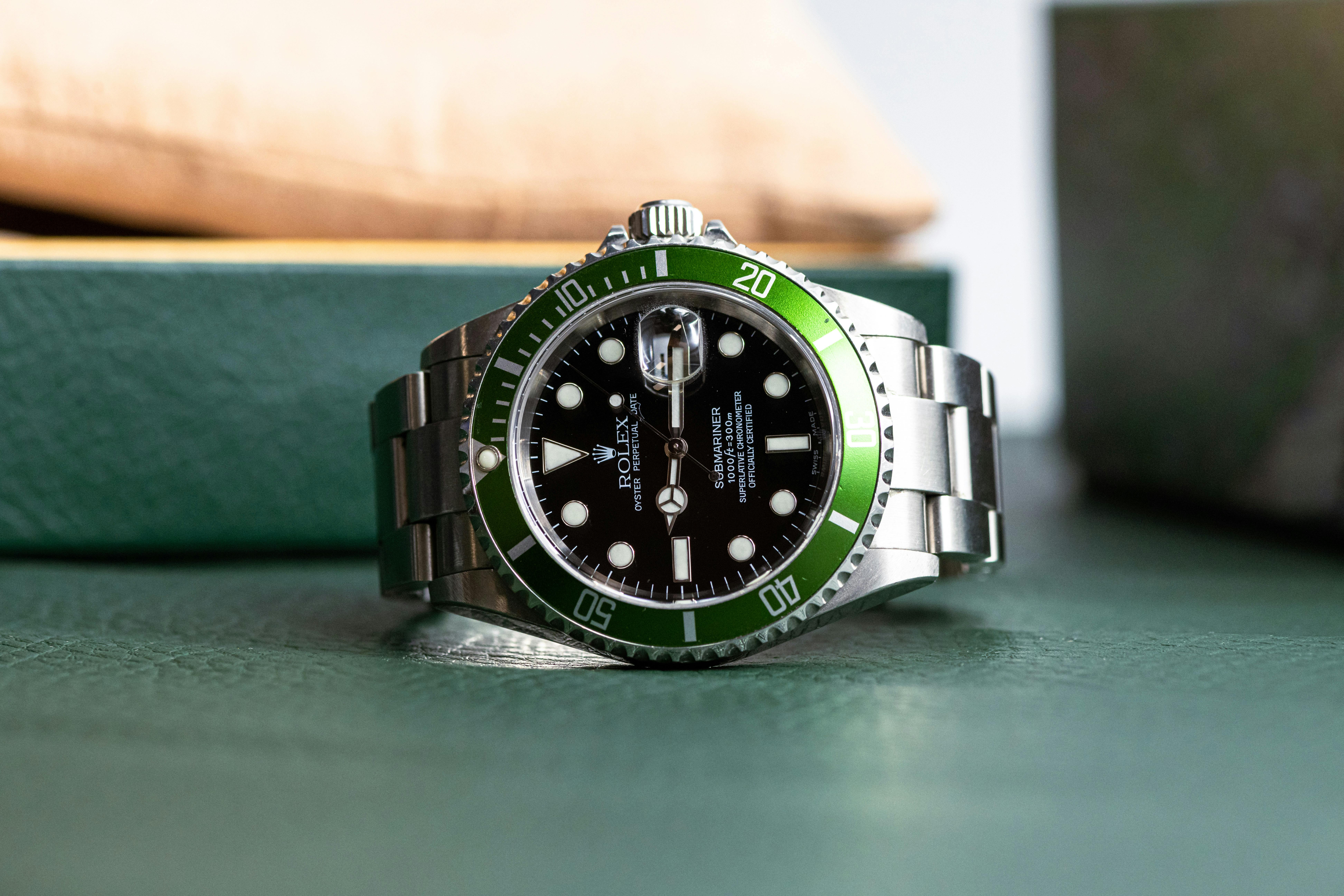Rolex Oyster Perpetual Submariner "Kermit"