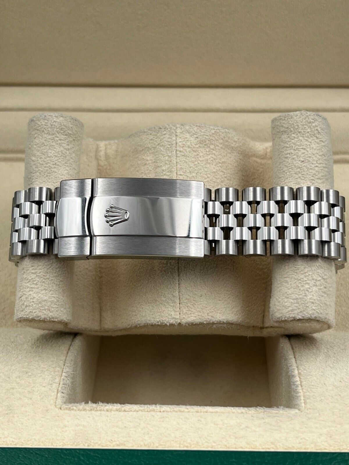 Rolex Datejust 41mm black dial fluted jubilee