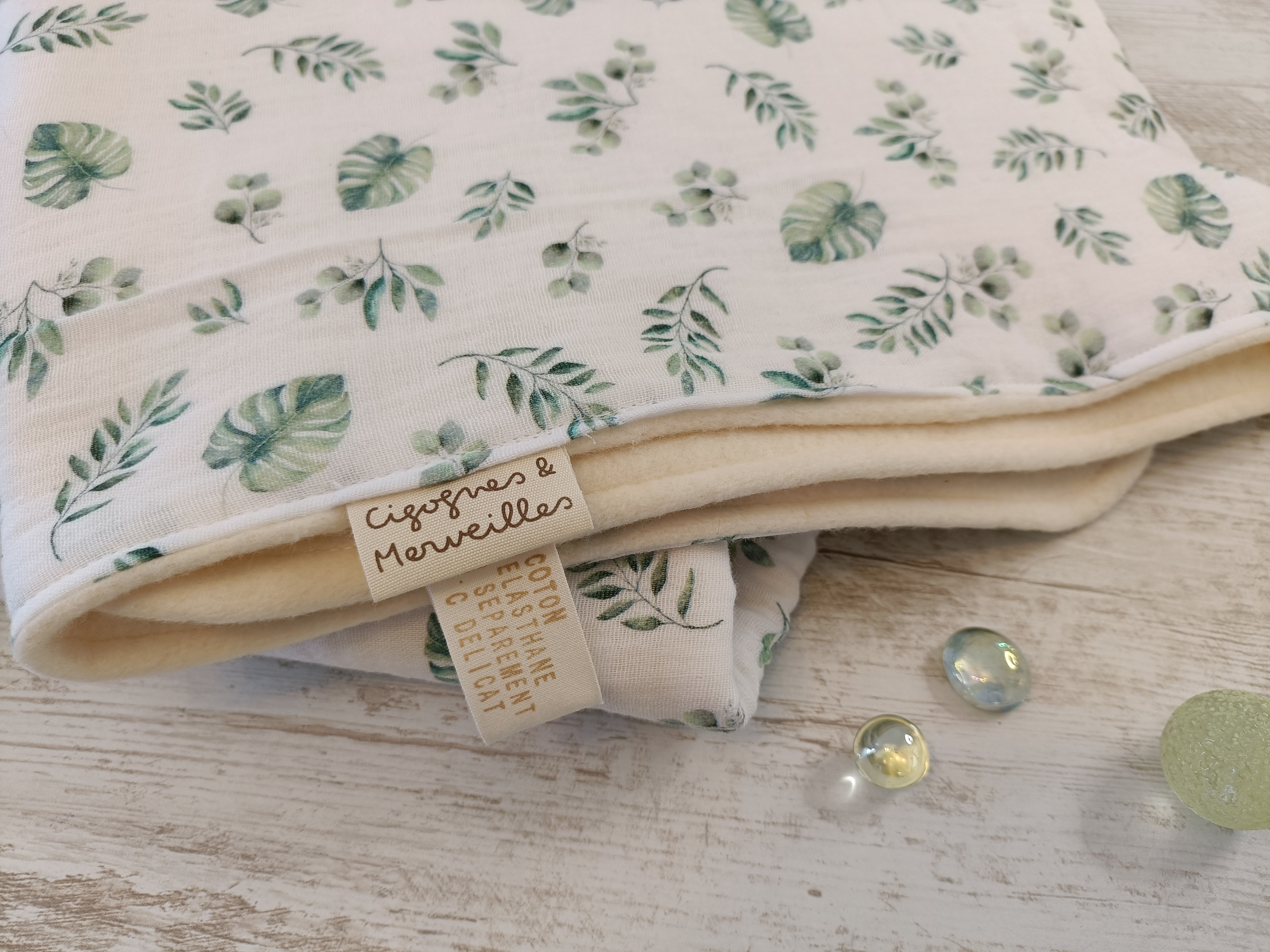 Couverture polaire et baluchon Monstera