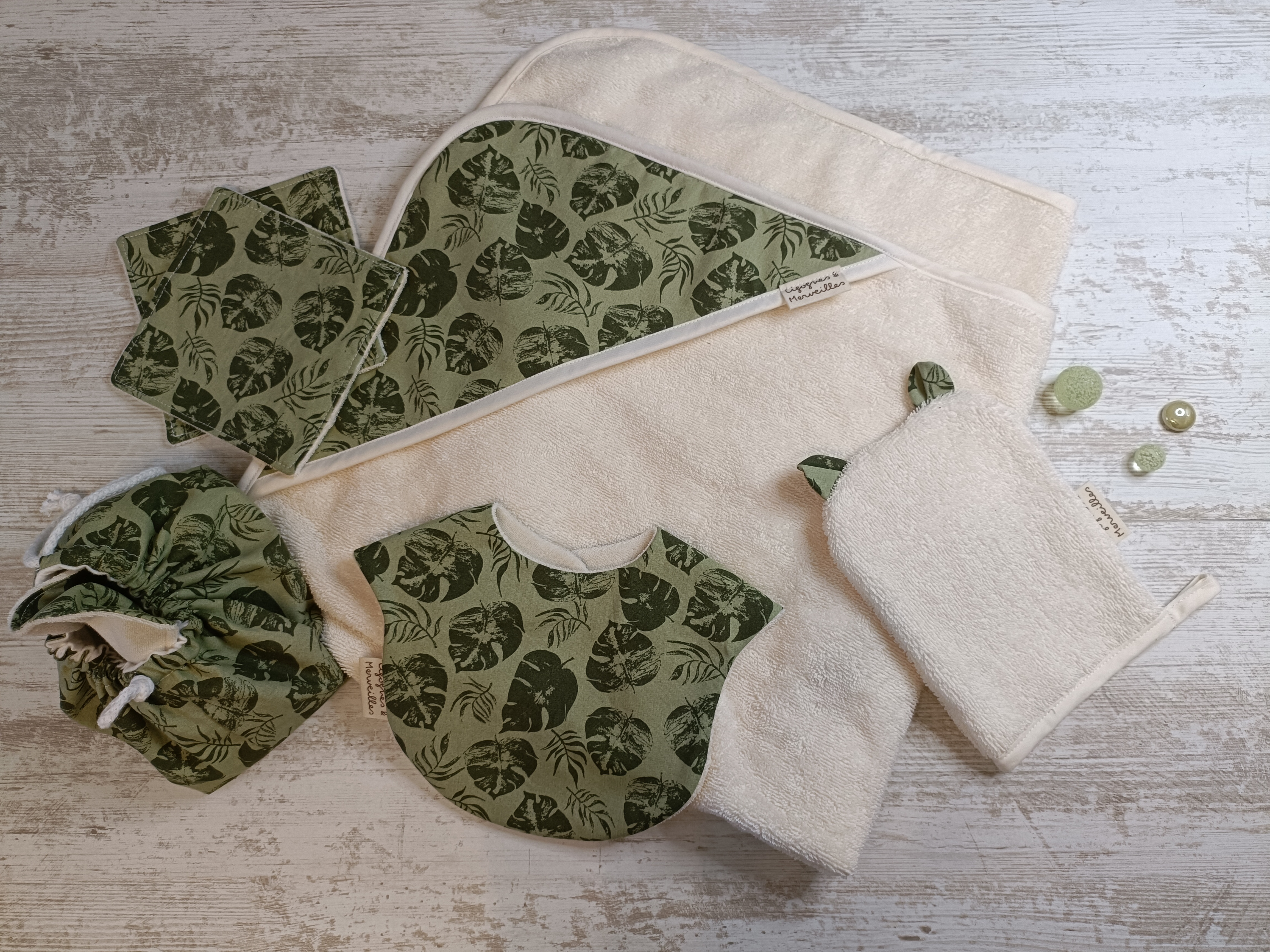 Ensemble motif Feuilles Tropicales