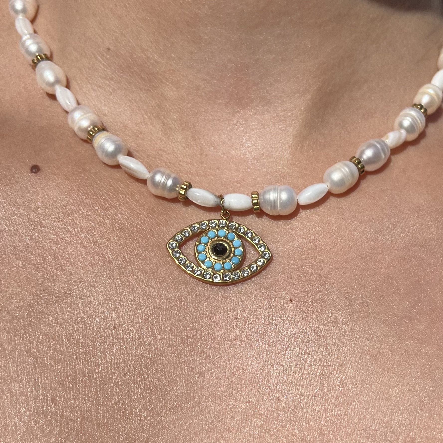 Collier Liv