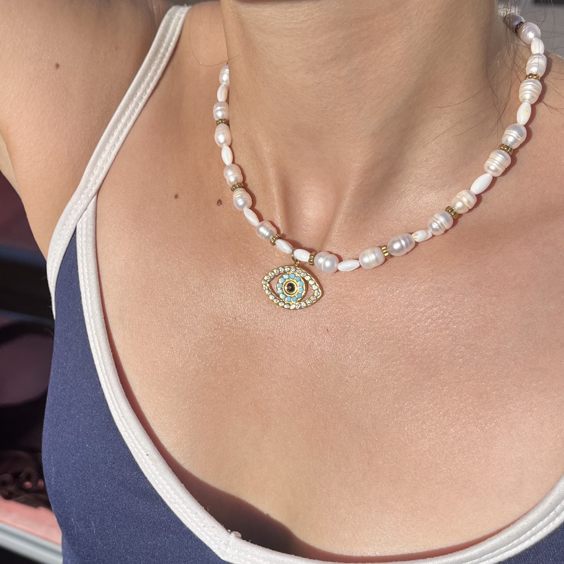 Collier Liv