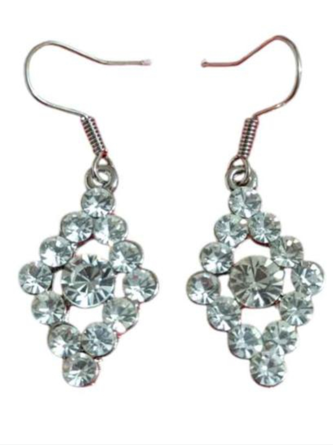 Pendientes Rombo Brillantes Color Plata – Oferta Única