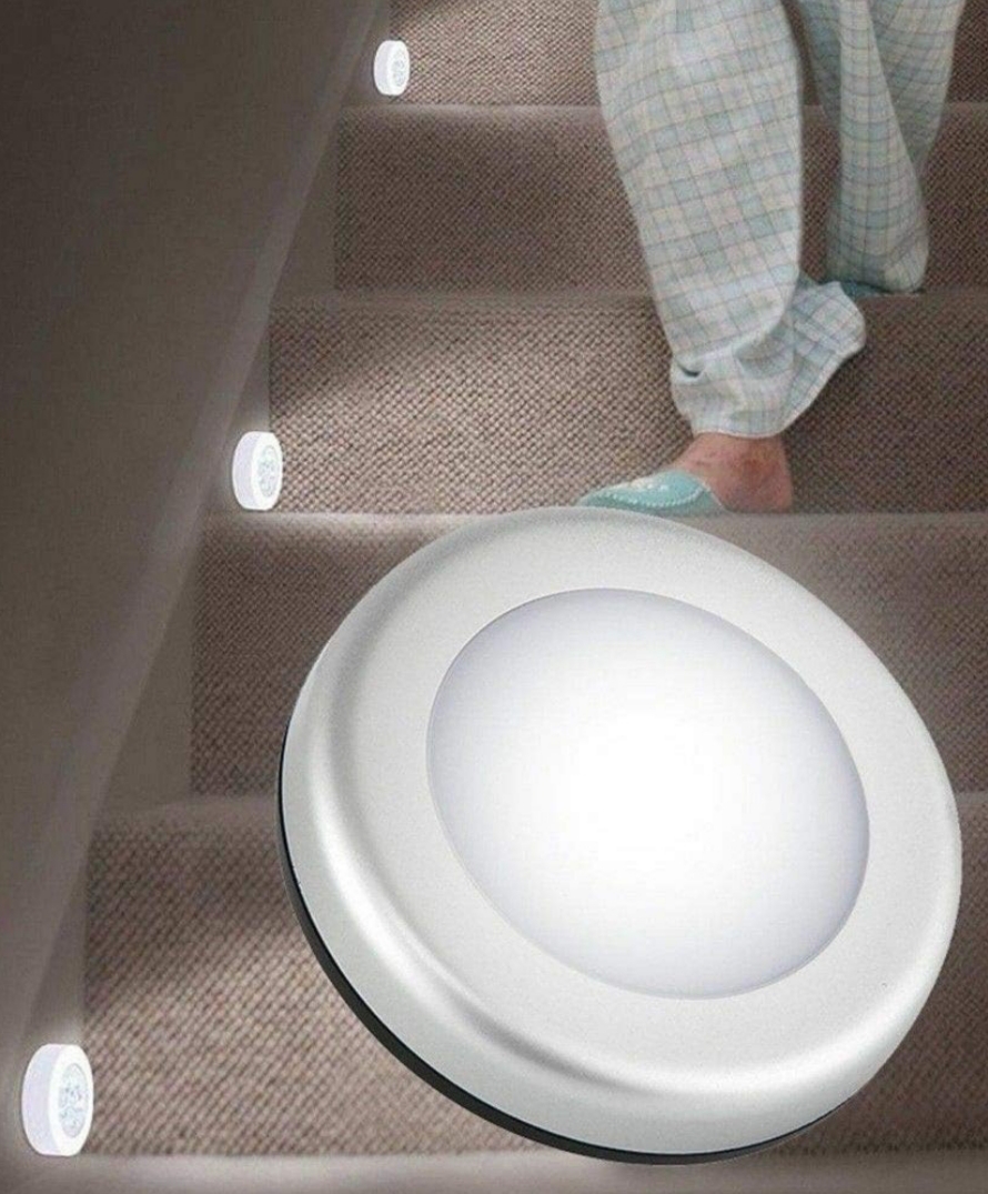 Lámpara LED Sensor Movimiento Compacta
