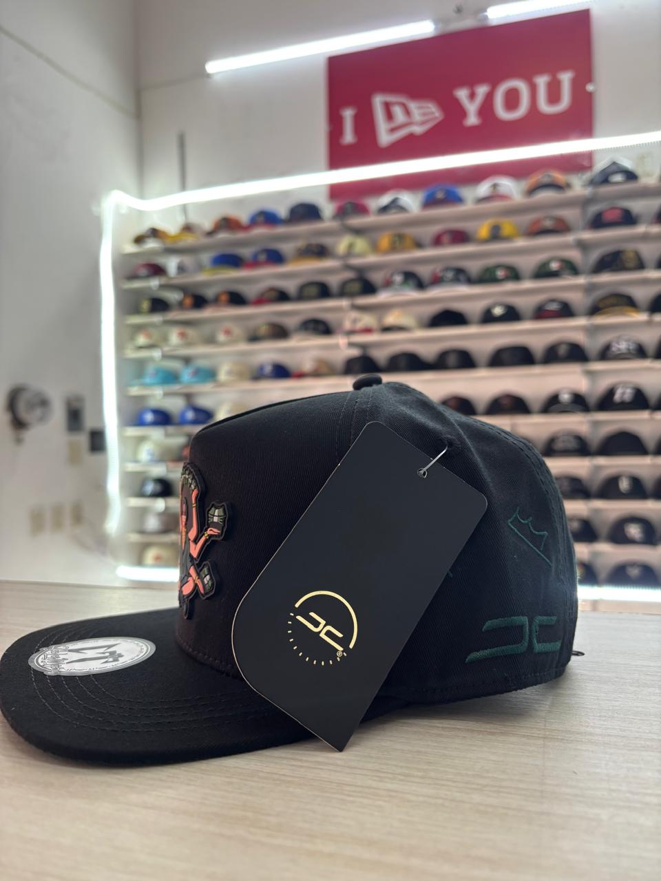 JC Hats "Pacas de Billetes"