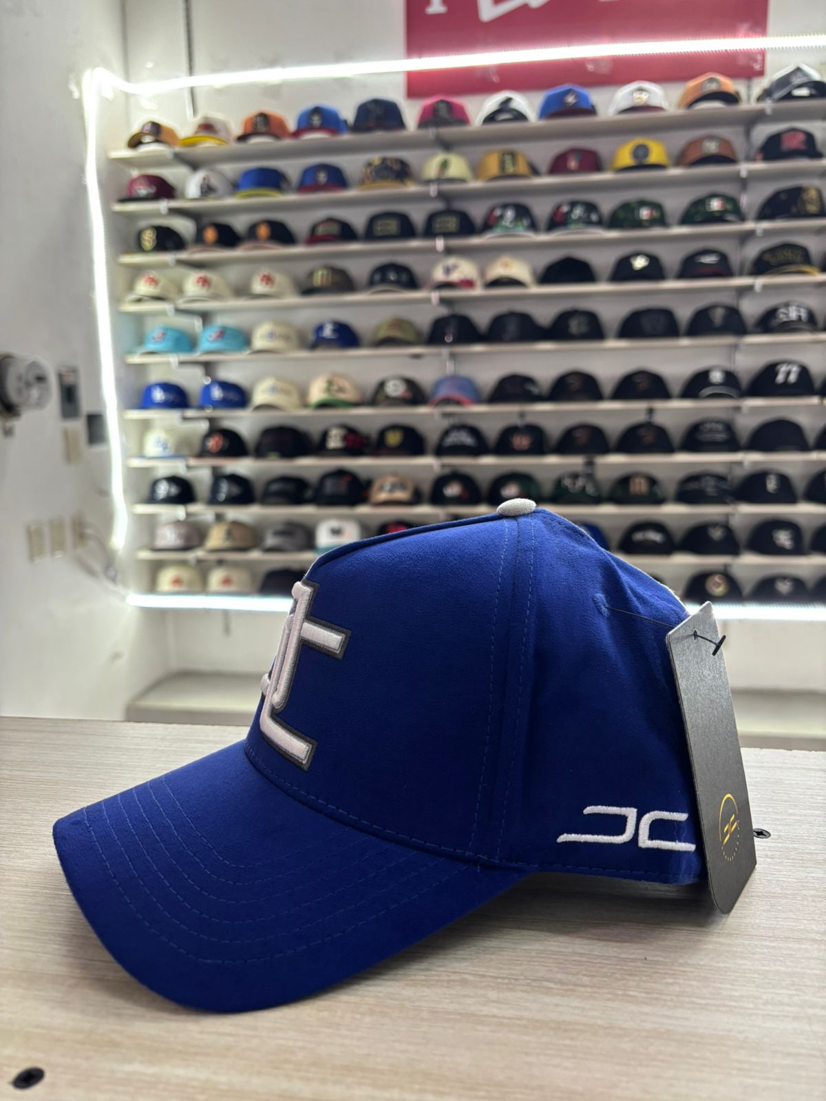 JC Hats "Gamuza"