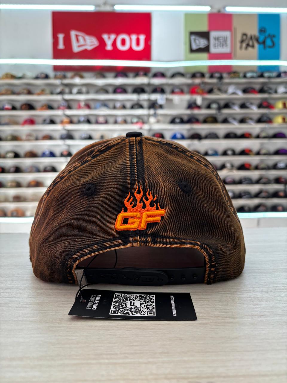 Gallo Fino "Back Pack Boyz"