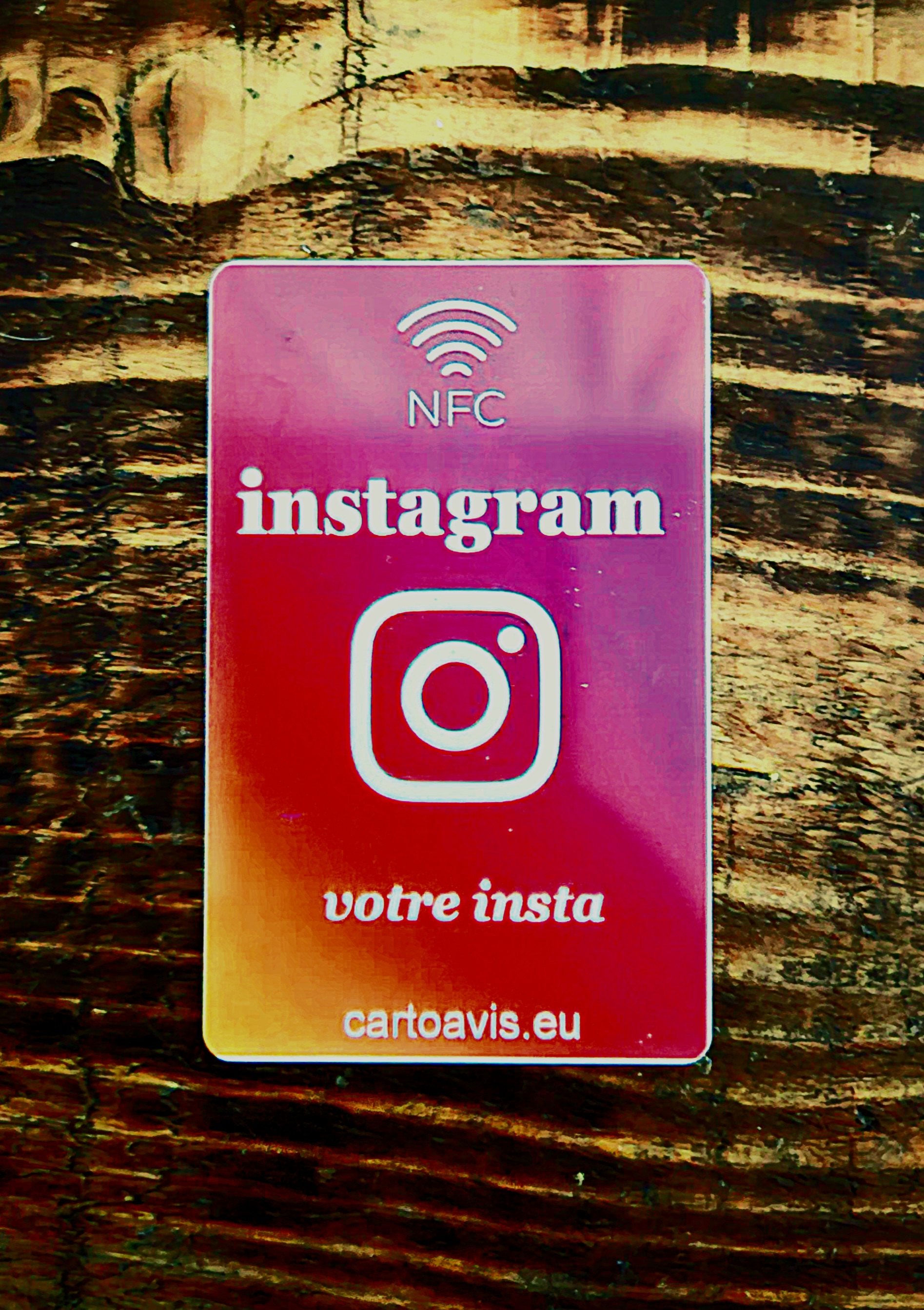 Carte Connectée NFC (personnalisée) Instagram