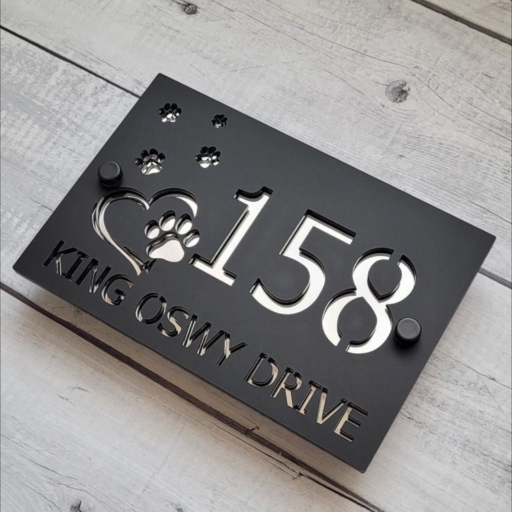 Placa de dirección personalizada