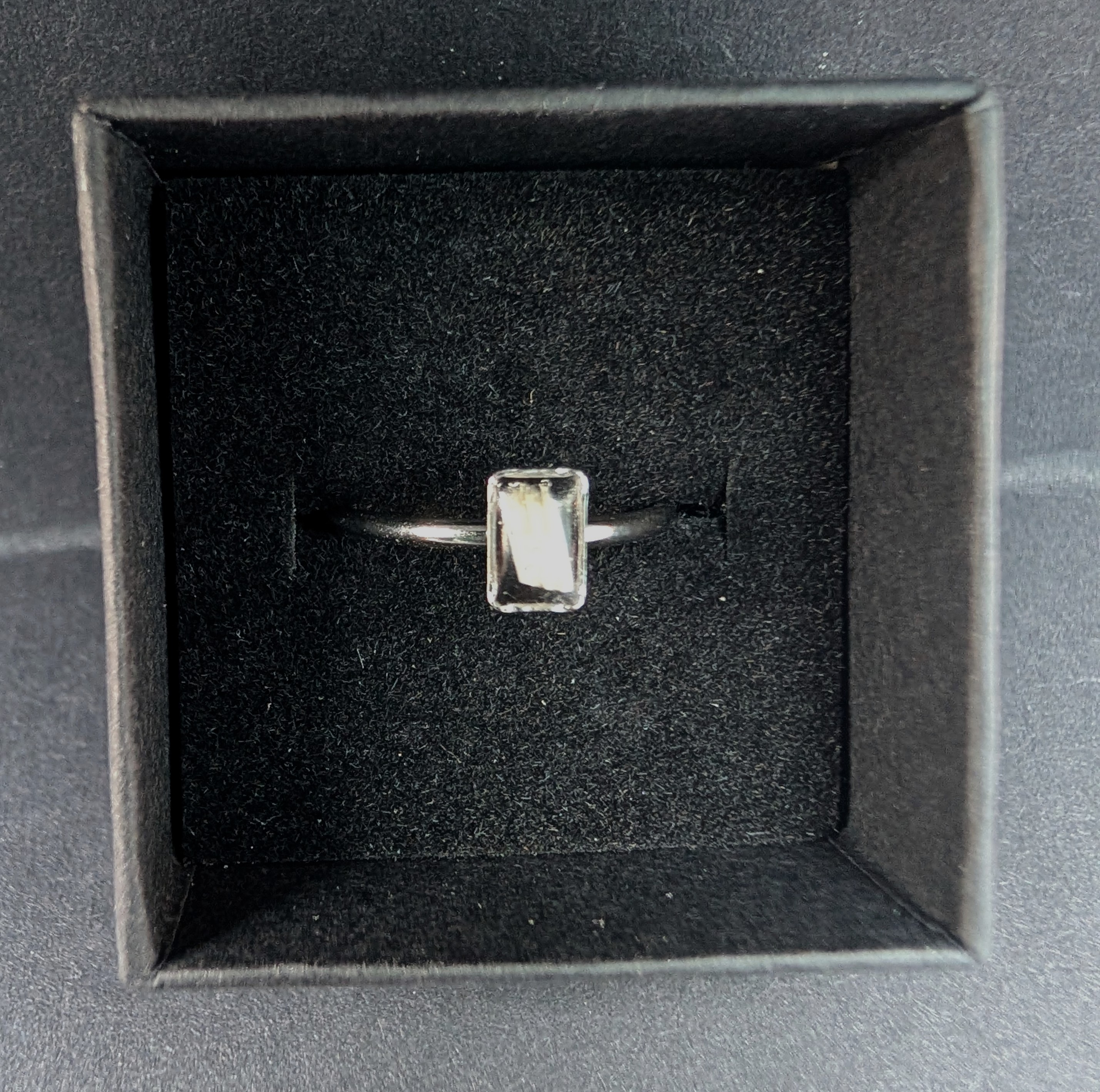 Adjustable Curios Ring