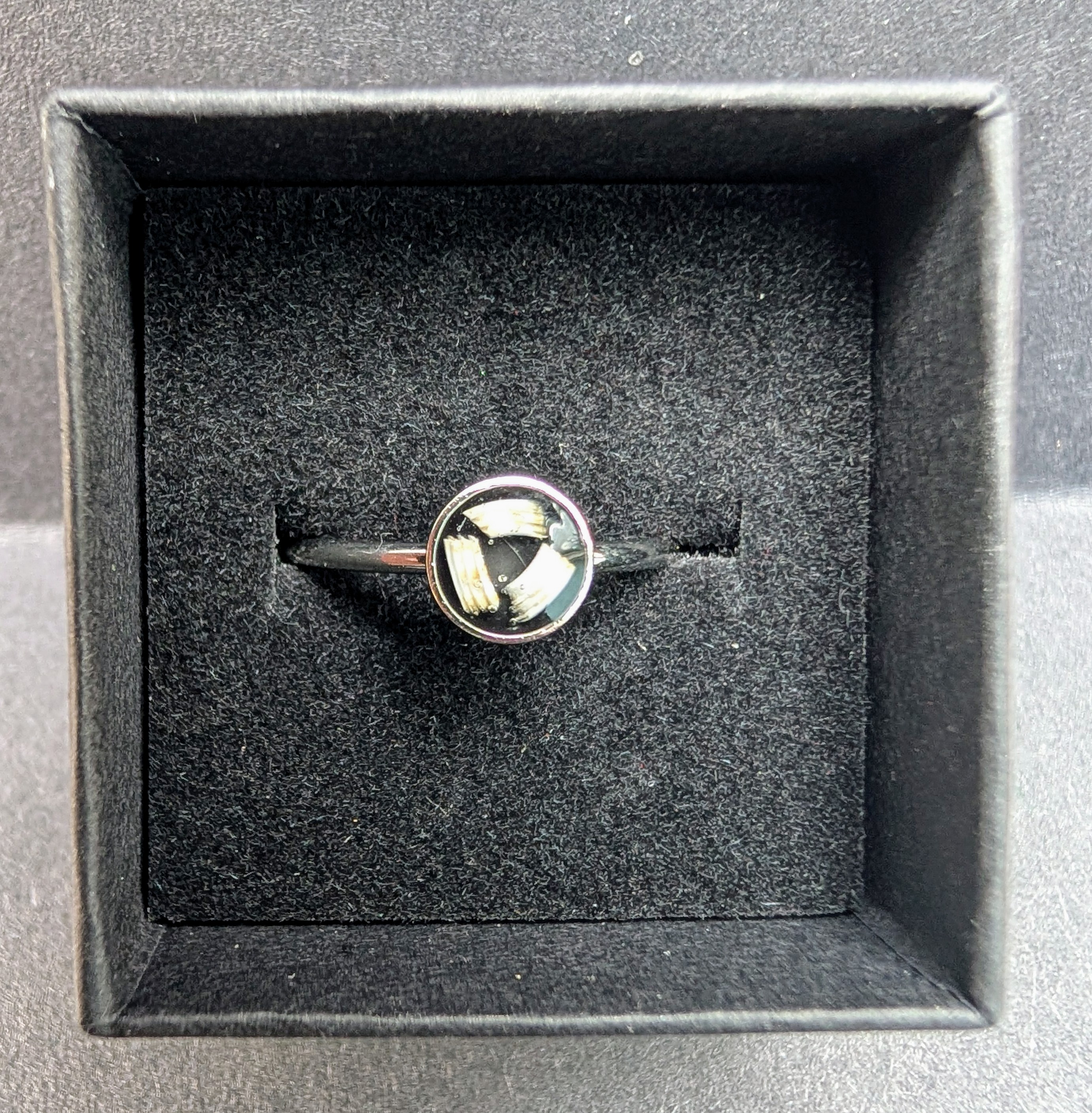 Adjustable Curios Ring