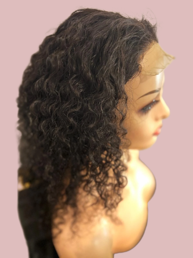 Stella curly pruik echt haar in kleur 1b