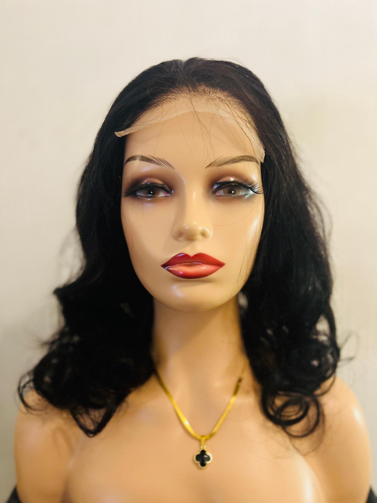 Linda pruik body wave echt haar kleur 1b 55cm