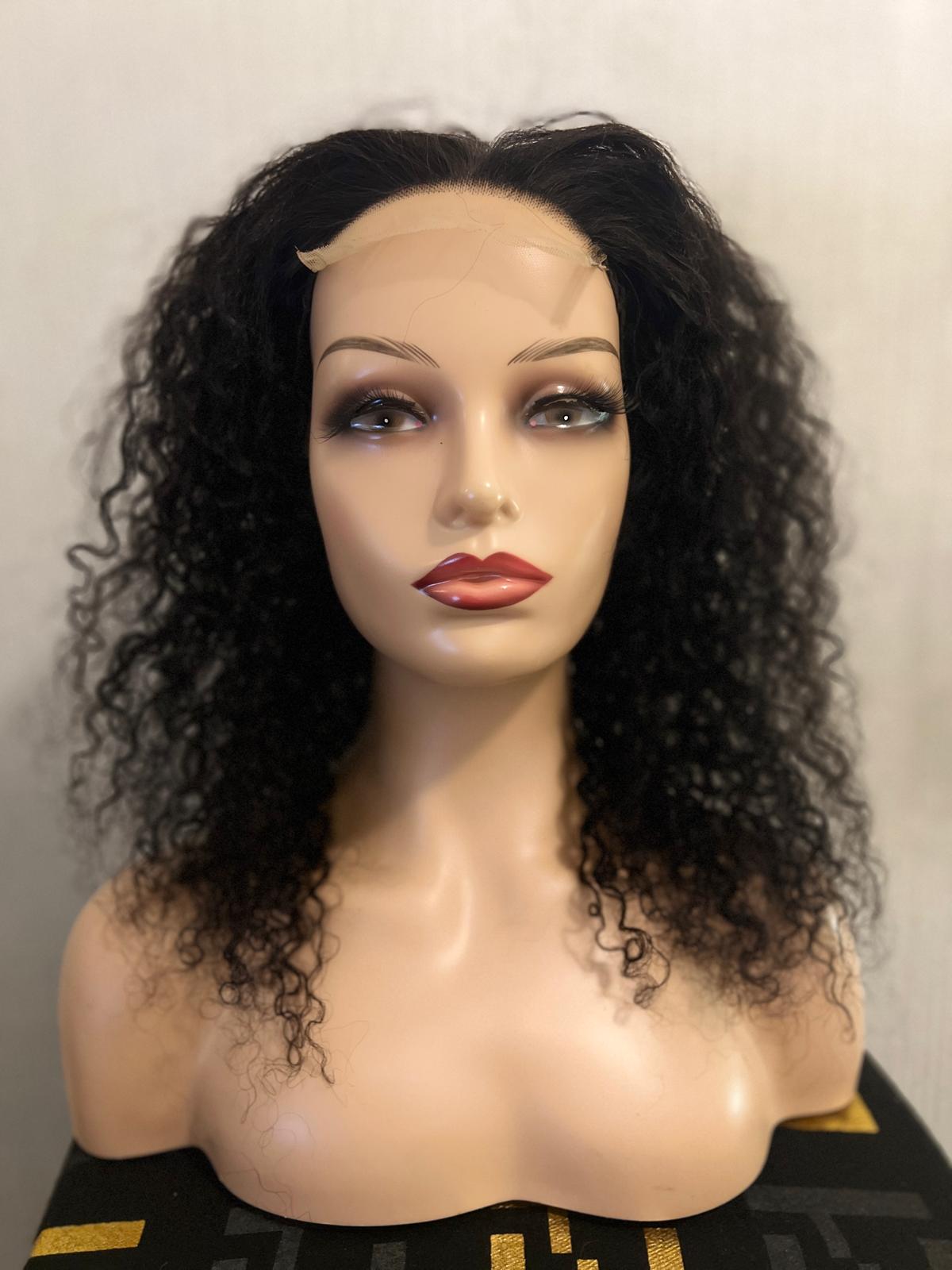 Stella curly pruik echt haar in kleur 1b