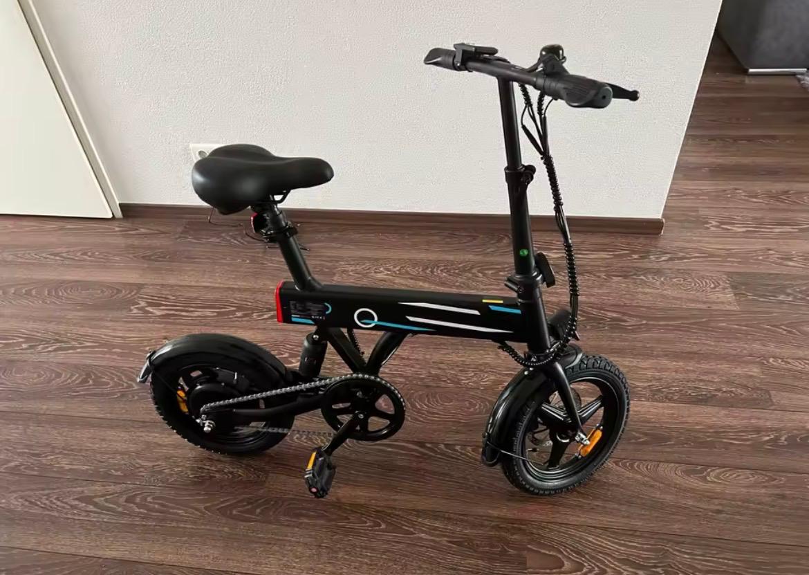 E-bike met 14 inch wielmaat motor 250 W 25 km
