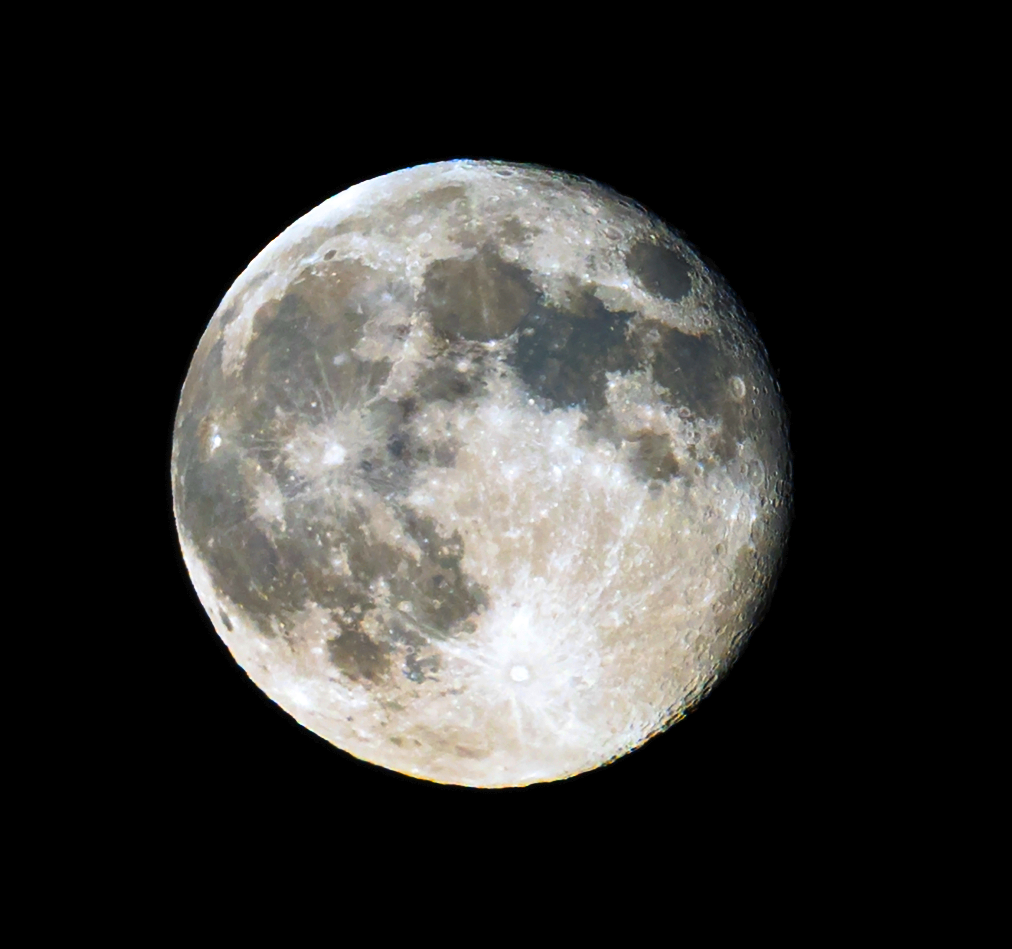 April 2024 Pink Full Moon - 102 Image Stack