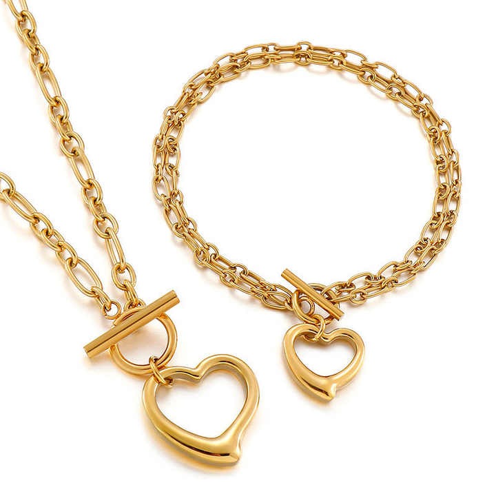 Stylish 18K gold plated love bracelet & necklace set – perfect gift for women and girls.