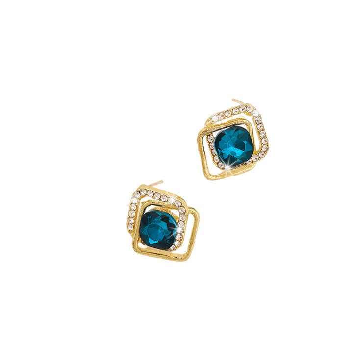 Elegant retro emerald square earrings with a simple cross-border ear buckle design — vintage temperament jewelry perfect for women’s daily and party wear.