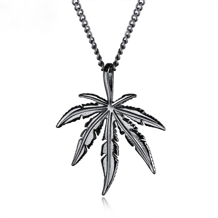 Creative Maple Leaf Pendant Necklace for Men and Women - Fashion Accessories